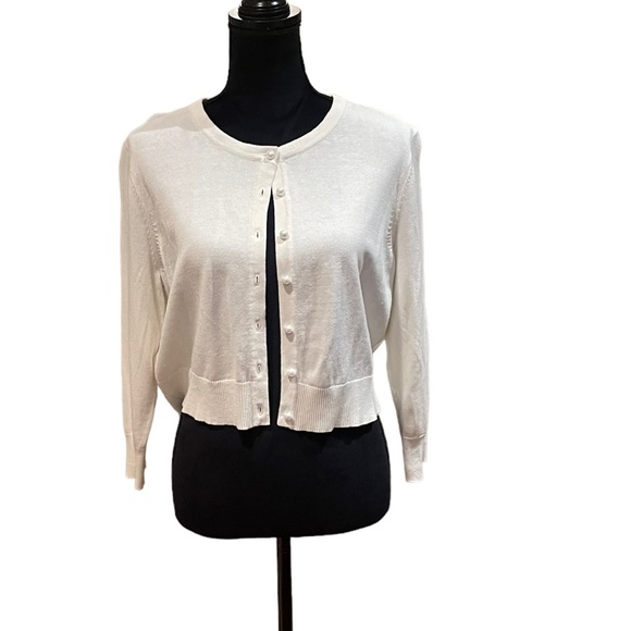Karl Lagerfeld creamy coastal gramma white button front knit cardigan size large - Picture 2 of 8